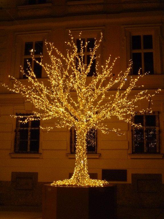 innsbruck at christmas time