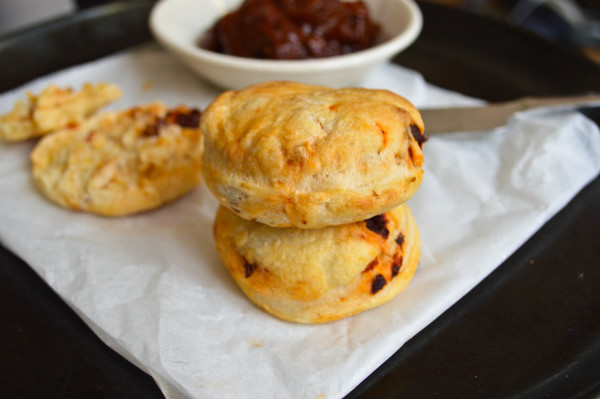 Chipotle Cheddar Biscuits (Chipotle Scones)