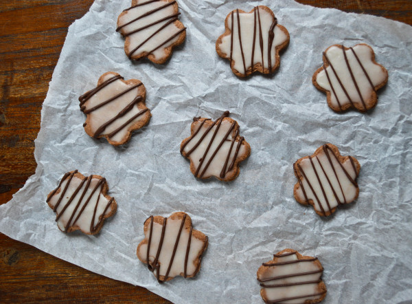 Chocolate Orange Biscuits - These chocolate orange cookies are so easy to make that the whole family can enjoying decorating (and eating!) them