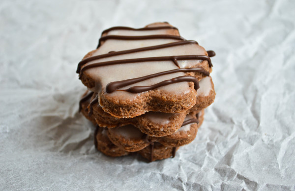 Chocolate Orange Biscuits - These chocolate orange cookies are so easy to make that the whole family can enjoying decorating (and eating!) them