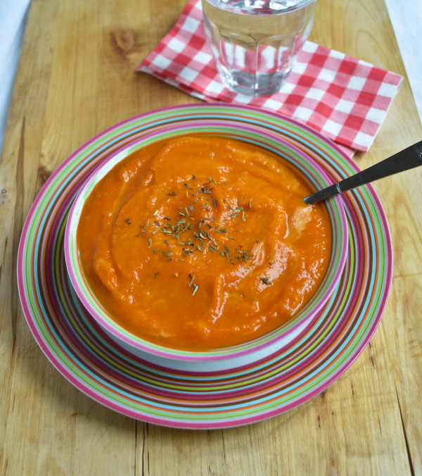 Carrot and Tomato Soup / confusedjulia.com