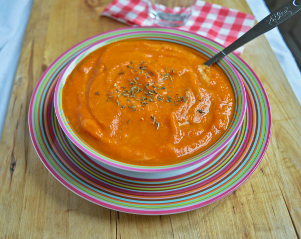 Carrot and Tomato Soup / confusedjulia.com