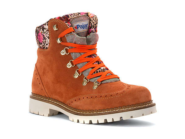 trendy walking boots