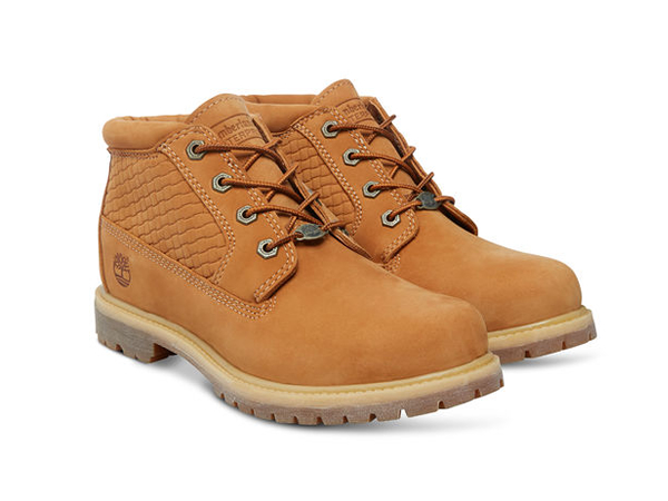 stylish walking boots womens