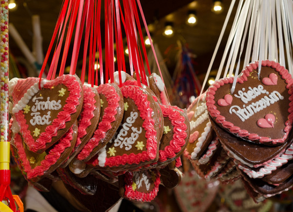 What to Eat At The German Christmas Markets
