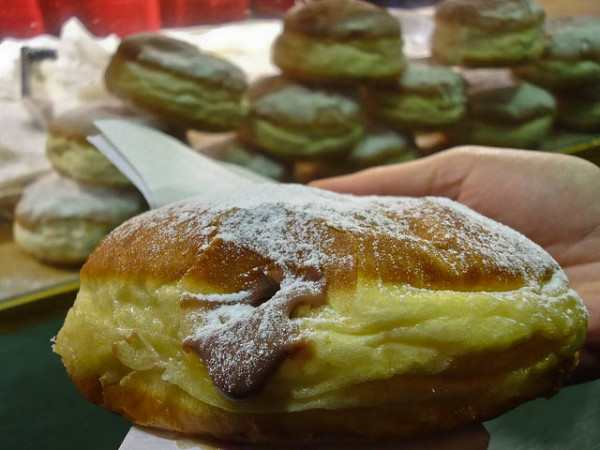 What to Eat At The German Christmas Markets