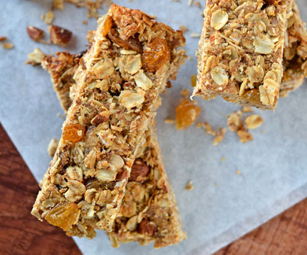 15 Chewy and Healthy Granola Bar Recipes | Hungry and Confused