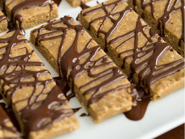 15 Chewy and Healthy Granola Bar Recipes | Hungry and Confused