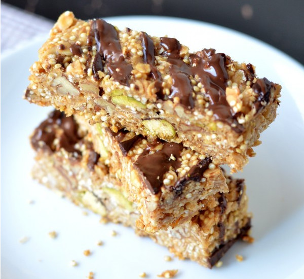 15 Chewy and Healthy Granola Bar Recipes | Hungry and Confused