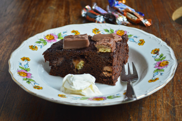 Celebrations Chocolate Slow Cooker Cake