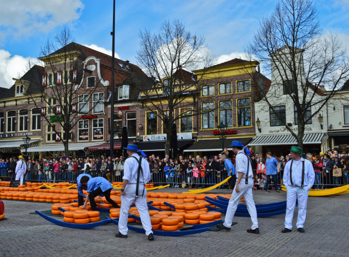 A Wheely Good Time at the Alkmaar Cheese Market