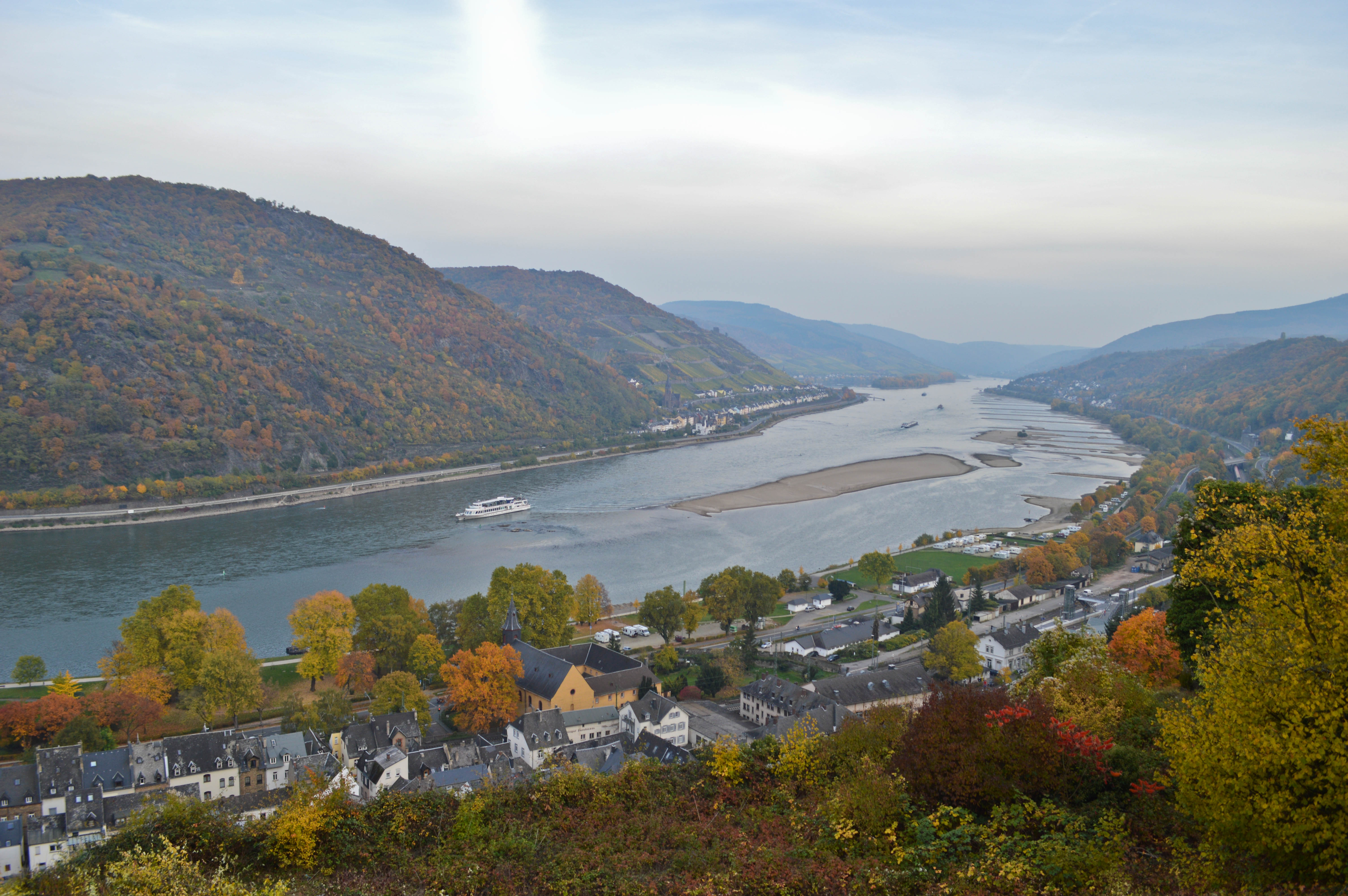 rhine river cruise from bacharach