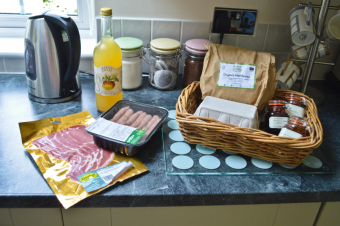 Welcome box of organic food