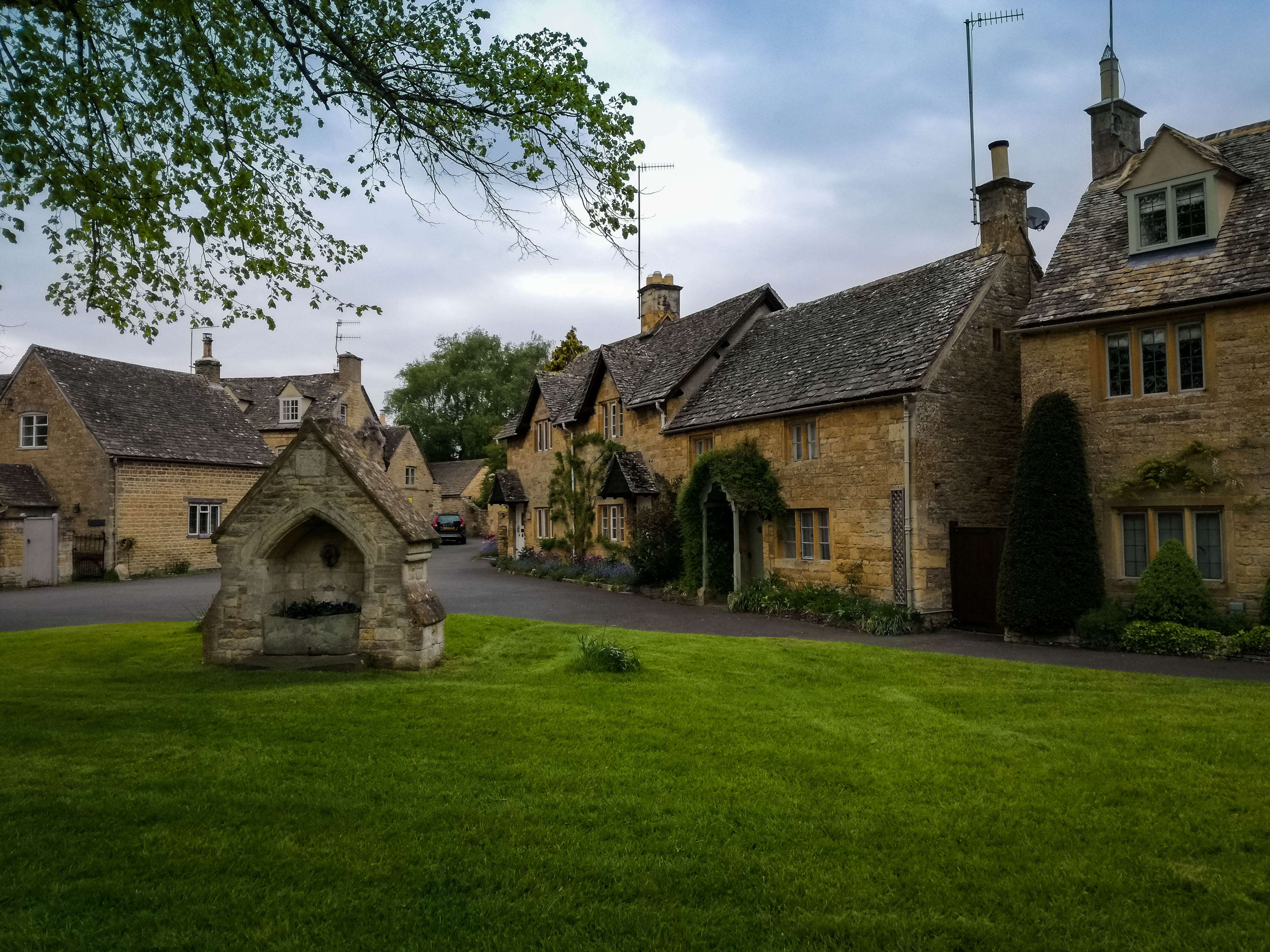 How to Maximise a Short Stay in Burford, Cotswolds