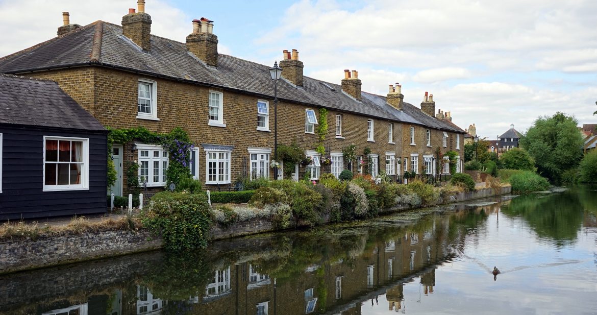 The Hidden Costs of Renting a House in the UK