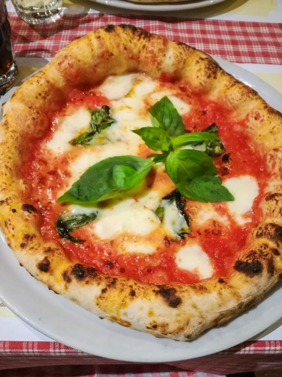 Neapolitan pizza in Prague