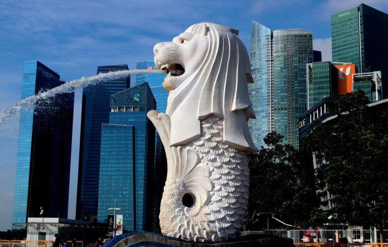 The Merlion fountain at Merlion Park